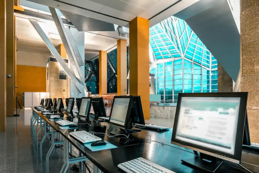 Modern computer lab in spacious glass atrium